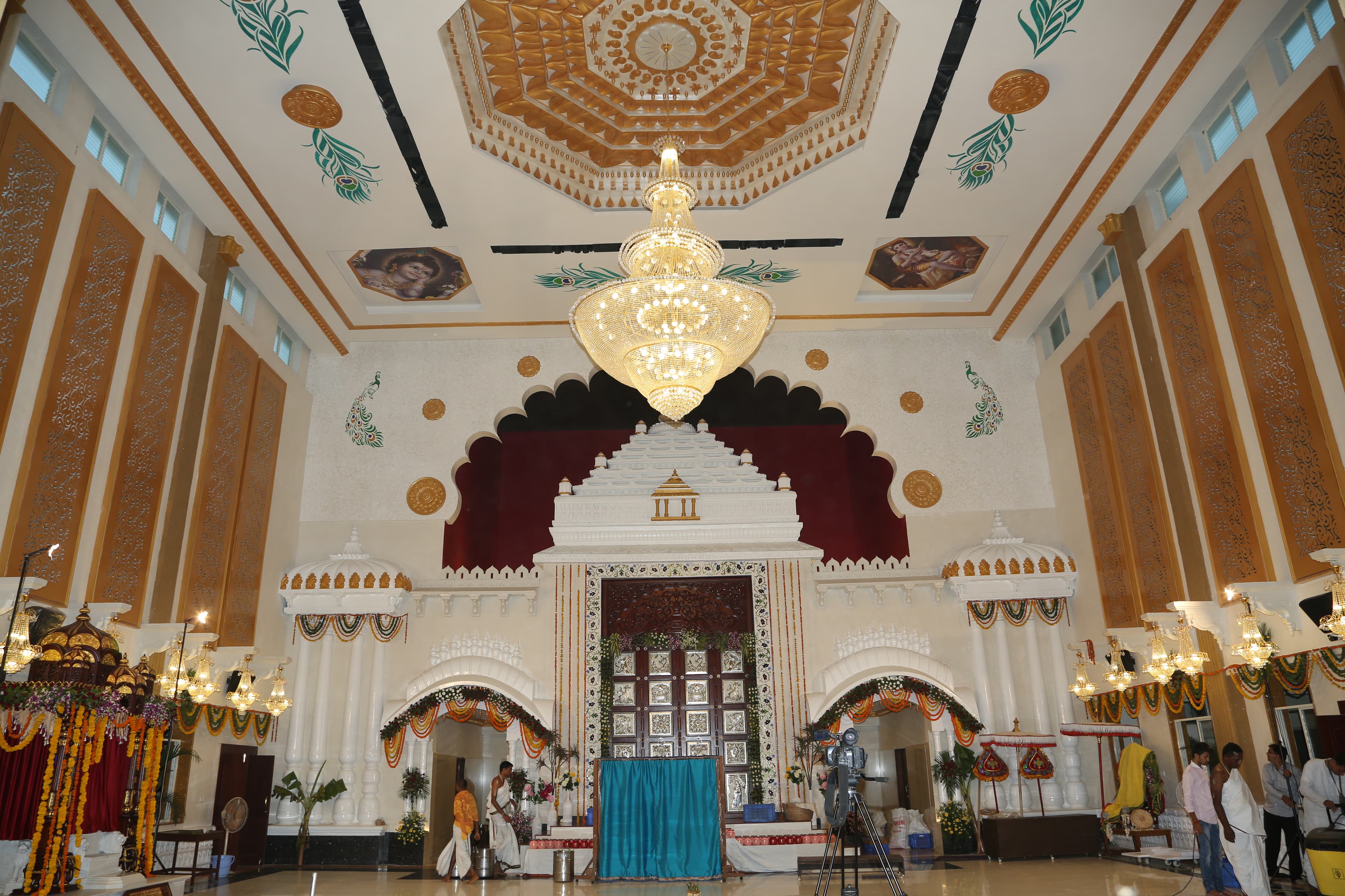 The Grand Chandelier